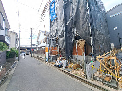 見通しの良い前面道路！毎日の車の出し入れも安心です☆