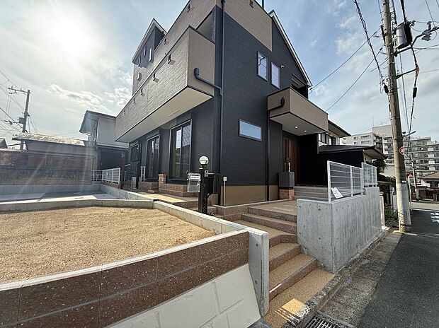 【外観写真】【売主につき仲介手数料不要】マイホーム購入は人生の大切なご決断です。
気になる点は何でもお気軽にご相談ください。
当社スタッフがご納得頂けるまでご相談をお受けいたします