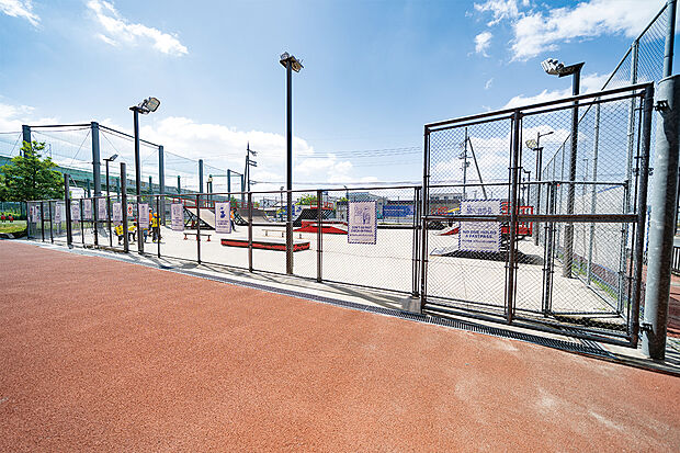 スポーツパークまつばら（約900m）