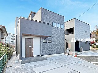 開放感のLDK20帖超え/屋上テラス付/駅徒歩9分/LovEingTown山口さくら通り【内見可】 外観