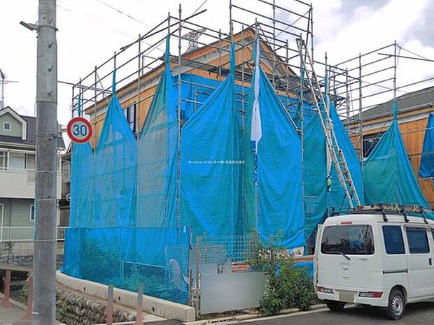 【現地外観写真】A号棟
JR南武線「西府」駅徒歩10分♪
「谷保」駅徒歩17分♪
忙しい朝も便利な駅チカ物件です☆