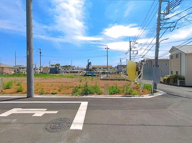 【現地外観写真】A号棟
京王線「柴崎」駅徒歩15分♪「国領」駅徒歩19分♪