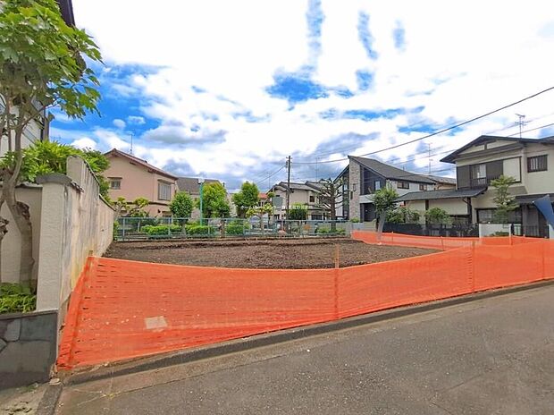【現地写真】B号棟
お客様に合った資金計画書の作成や近隣の完成物件のご紹介も可能です。現地をご覧いただきながら、住まいの夢をお聞かせください♪