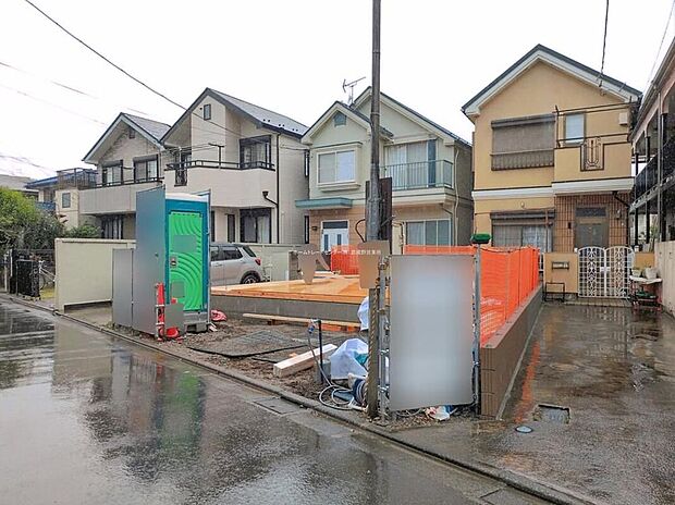 【現地外観写真】ひとたび扉を開けばそこに待っているのは上質な空間とマイホームでの新生活をイメージさせる優雅なひととき。「この家なら…」ではなく「ここに住みたい♪」と思う感動をお届けいたします。