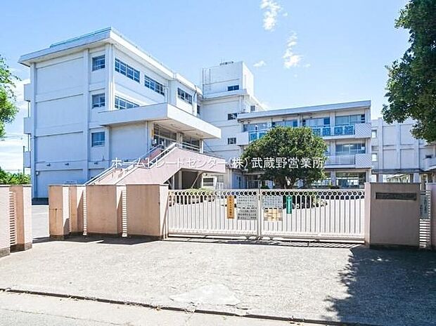 府中市立府中第八中学校(約400m)