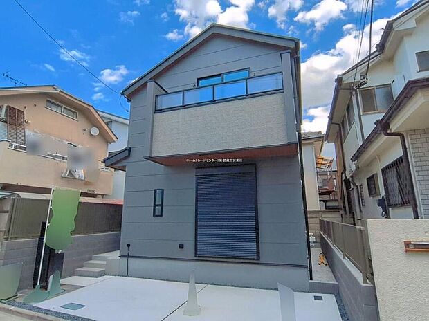 【現地外観写真】ひとたび扉を開けばそこに待っているのは上質な空間とマイホームでの新生活をイメージさせる優雅なひととき。「この家なら…」ではなく「ここに住みたい♪」と思う感動をお届けいたします。