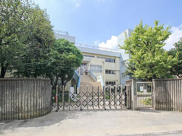 国分寺市立第九小学校(約450m)