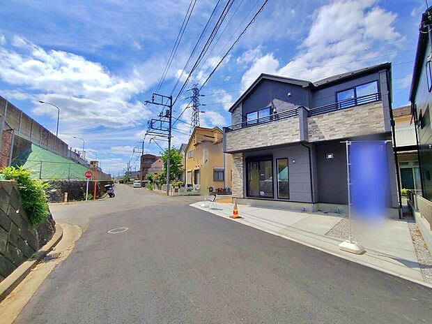 【前面道路含む現地写真】気になった物件すぐにご見学対応させていただきます♪平日・お仕事帰りなど、いつでもご案内可能です♪周辺環境と併せて、実際に現地をご確認ください♪