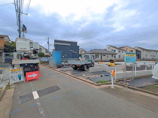 【【前面道路含む現地写真】】毎日のお買い物に便利なスーパー・コンビニ・ドラッグストアまで徒歩10分圏内♪
国立市立国立第七小学校まで徒歩5分とお子様にも安心です!