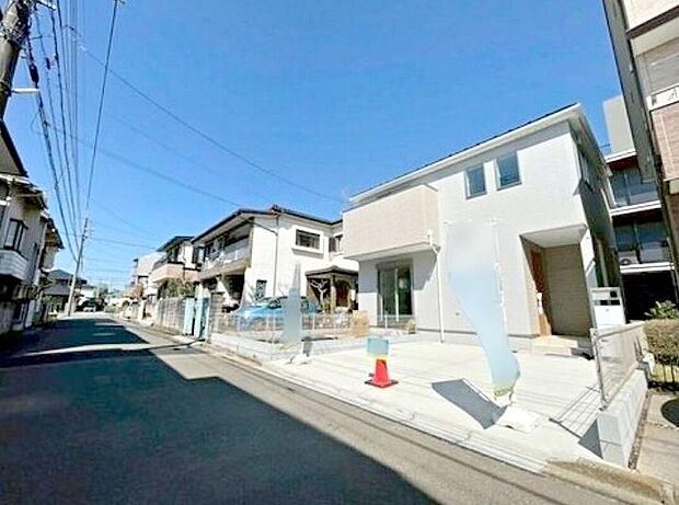 【【前面道路含む現地写真】】住宅性能評価で耐震等級３（最高等級）を取得！お客様を守る大切な住宅だからこそ、第三者の検査を受けて安心して住んでいただける住宅をご案内させて頂きます。