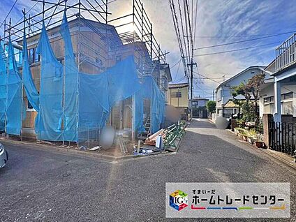 【前面道路含む現地写真】