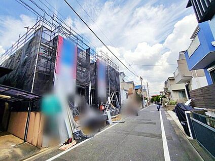 【前面道路含む現地写真】