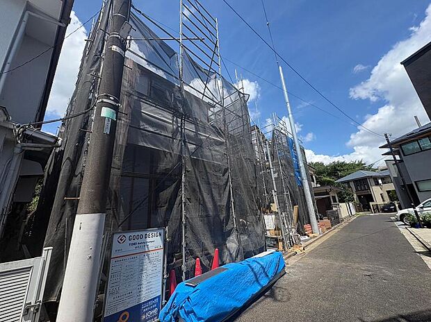【【現地外観写真】】ひとたび扉を開けばそこに待っているのは上質な空間とマイホームでの新生活をイメージさせる優雅なひととき。「この家なら…」ではなく「ここに住みたい♪」と思う感動をお届けいたします。