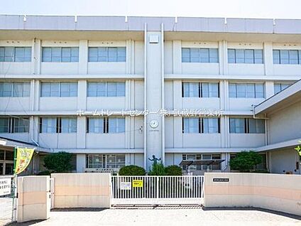 府中市立住吉小学校 450m(徒歩6分)