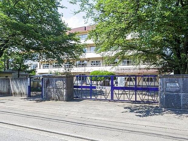 小金井市立小金井第四小学校(約700m)