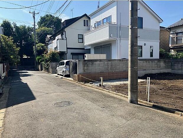 【前面道路含む現地写真】住宅性能評価で耐震等級3(最高等級)を取得!お客様を守る大切な住宅だからこそ、第三者の検査を受けて安心して住んでいただける住宅をご案内させて頂きます。