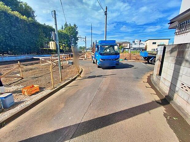 【前面道路含む現地写真】スギ薬局小平東店徒歩2分♪
当日のご見学予約も承ります。同じものは2つとない「夢のマイホーム」との出会いが待っているかもしれません。