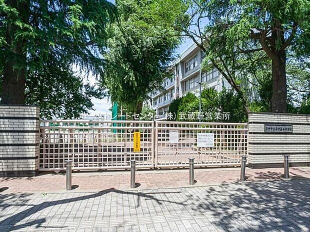 府中市立府中第二中学校（約850m）