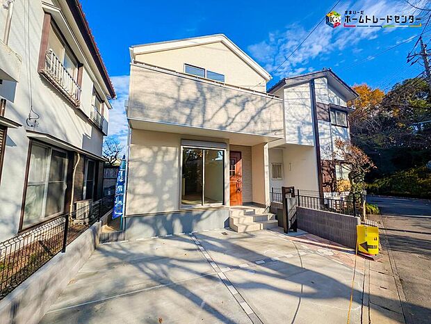 【現地外観写真】「緑ヶ丘」停歩3分、JR常磐線・東武野田線「柏」駅までバス乗車7分！
閑静な住環境と快適さに満ちた住まい。
長期優良住宅認定物件！安心の住宅性能評価取得！地震に強い家！