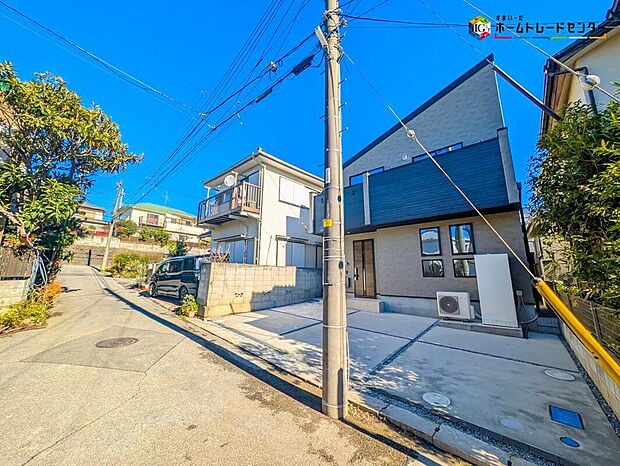 【前面道路含む現地写真】建物完成しましたので、ご予約で内見可能です！
平日・お仕事帰りなど、いつでもご案内致します！
お気軽にお問い合わせ下さい♪