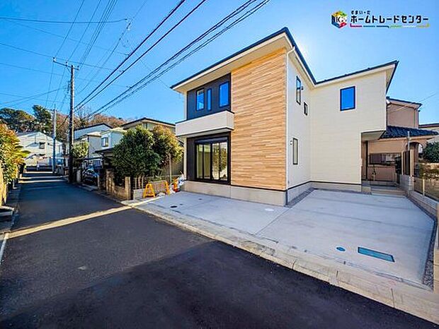 【前面道路含む現地写真】建物完成しましたので、ご予約で内見可能です♪
平日・お仕事帰りなど、いつでもご案内致します！