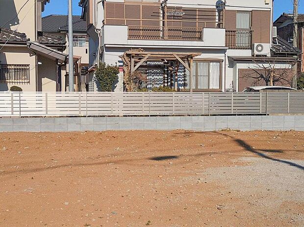 【現地外観写真】【安心の住宅性能評価取得物件!】
住宅性能表示制度で耐震性などにおいて最高等級を取得♪地震に強い家!