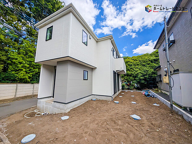 【現地外観画像】安心の「住宅性能評価」取得物件！
耐震等級3！地震に強い家！
国土交通大臣認定の第三者機関による厳重なチェックを行い、安心・安全な新築一戸建てを提供します。