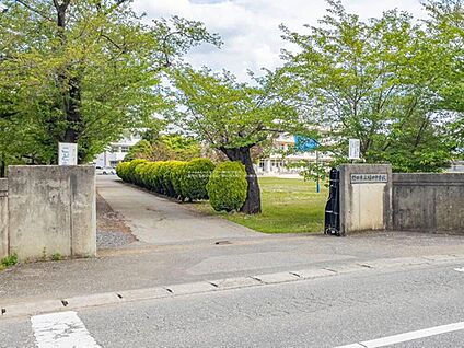 野田市立福田中学校 2500m(徒歩32分)