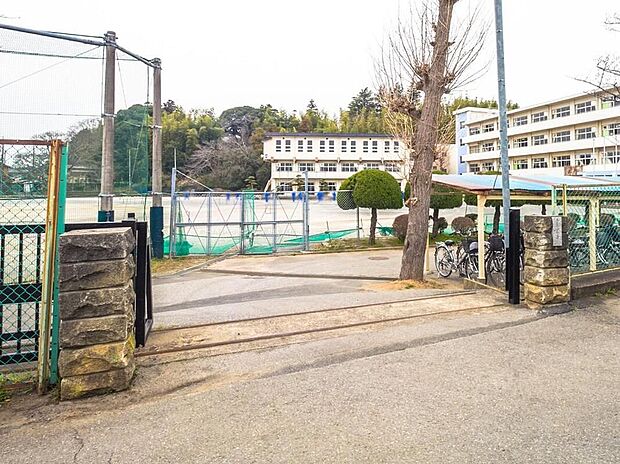 我孫子市立布佐中学校（約2,100m）