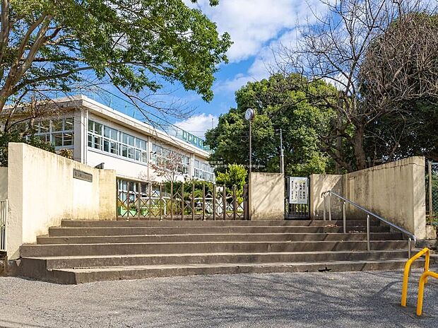 鎌ケ谷市立北部小学校（約1,300m）
