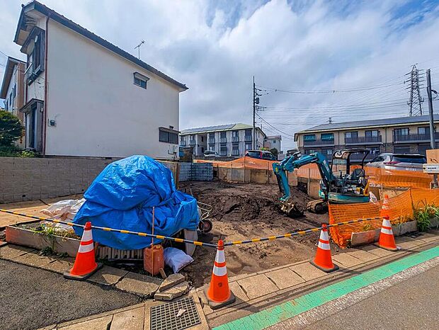 【現地外観写真】【安心の住宅性能評価取得物件!】
耐震性などで最高等級を取得♪地震に強い家!
国土交通大臣認定の第三者機関による厳重なチェックを行い安心・安全な新築一戸建てを提供します