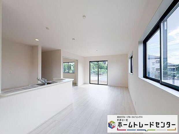 ◆LDKはご家族みんなが揃う大切な空間です♪テーブルやソファ、カーテン選び、レイアウトを考えるのも楽しいですね♪笑顔溢れる楽しい暮らしをイメージしながらご見学ください♪