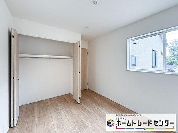 ◆居室にはそれぞれ収納を完備!しっかりとした容量のスペースを確保しているので、お部屋は美しい空間を保てますね♪