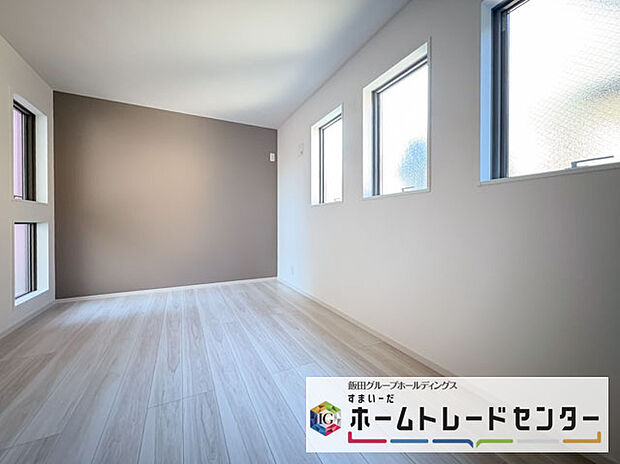 【ベッドルーム】ベッドルーム