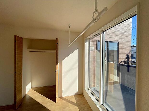 【その他】◆室内物干しを完備！雨の日でも安心なあると嬉しい設備です♪