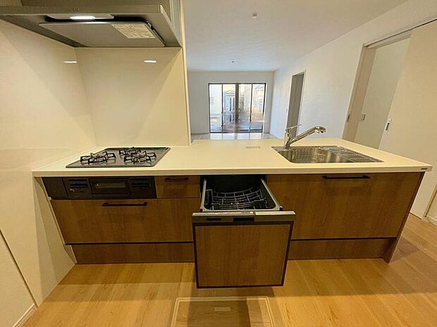 【キッチン】◆食洗器付きのキッチン♪時短にもなるあると嬉しい設備です♪