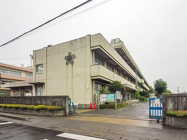 上尾市立大谷小学校（約1,280m）