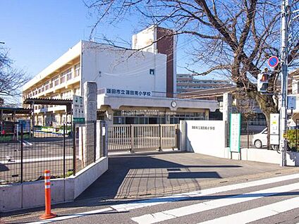 蓮田市立蓮田南小学校 1000m(徒歩13分)
