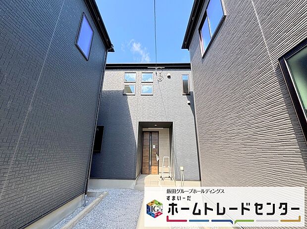 【現地外観写真】◆平日・お仕事帰りなど、いつでもご案内させていただきます!デザイン・目に見える設備面も大切ですが、耐震構造で地震に強い家の為、次代へ繋ぐ強固な住宅です。