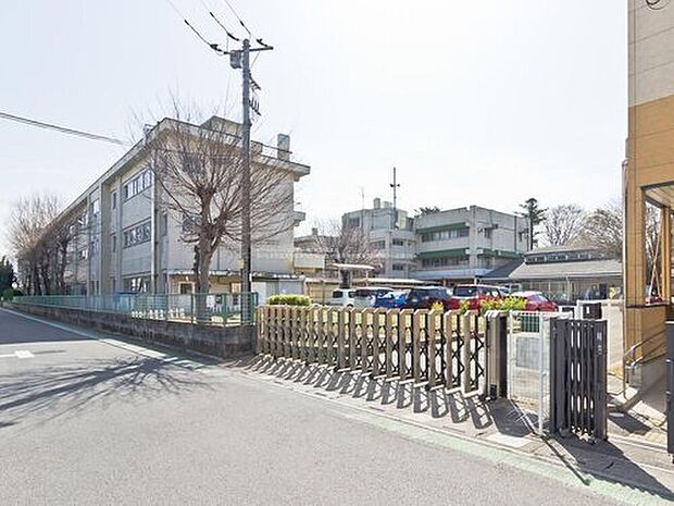 さいたま市立大砂土東小学校（約340m）