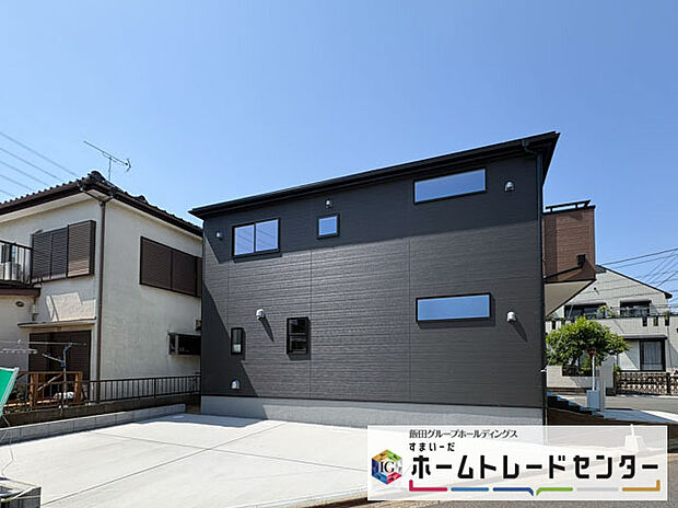 【現地外観写真】◆1号棟◆資料送付・ご見学即対応！建物完成しておりますので、室内ご内覧いただけます♪ご不明点等、スタッフがしっかりと説明させていただきますので、安心して現地をご覧ください♪