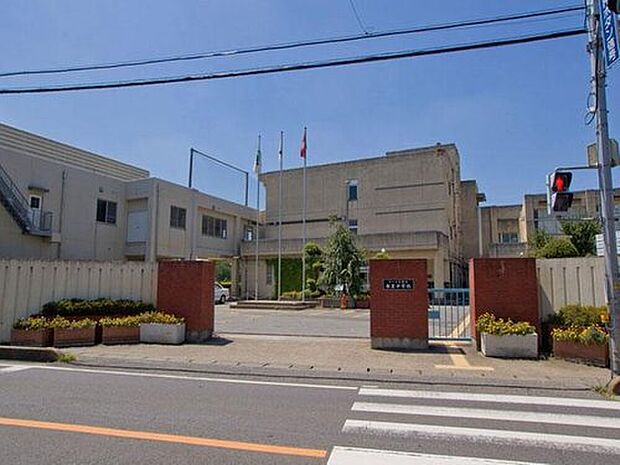 さいたま市立春里中学校(約1,100m)