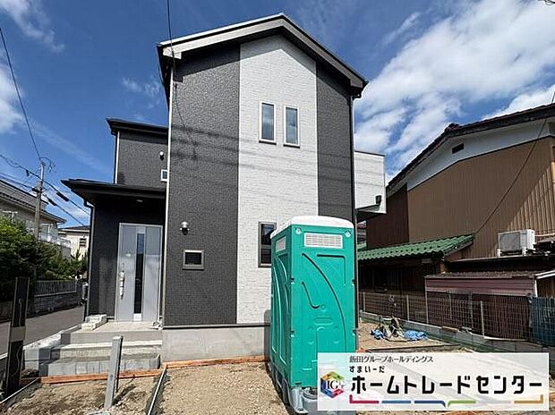 【前面道路含む現地写真】◆資料送付・ご見学即対応！建物完成しておりますので、室内ご内覧いただけます♪ご不明点等、スタッフがしっかりと説明させていただきますので、安心して現地をご覧ください♪