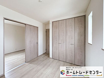 ベッドルーム