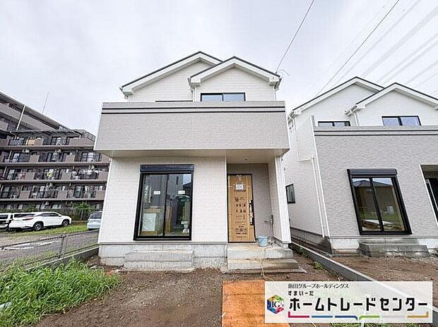 【現地外観写真】◆資料送付・ご見学即対応!建物完成しておりますので、室内ご内覧いただけます♪ご不明点等、スタッフがしっかりと説明させていただきますので、安心して現地をご覧ください♪