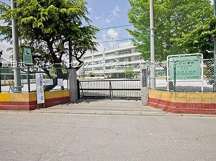 さいたま市立馬宮東小学校 2010m( 徒歩26分)