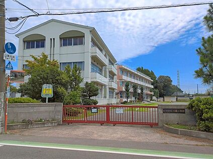 さいたま市立川通小学校 2940m(徒歩37分)