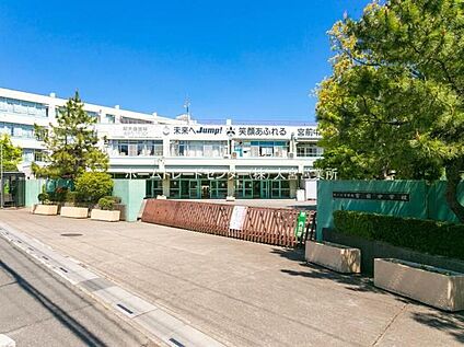 さいたま市立宮前中学校 1200ｍ(徒歩15分)