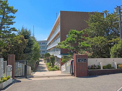さいたま市立三橋中学校 1690m(徒歩22分)