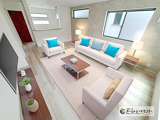 ☆　リビング　☆
現況の物件写真に、CG による画像処理を行っています。家具、家電、照明器具、小物、カーテン、その他のイメージはCG です。